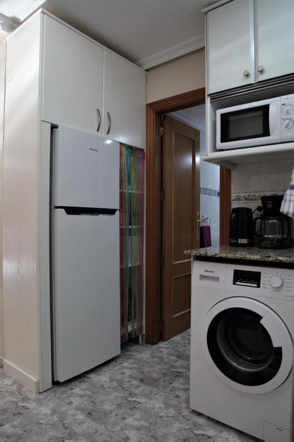 Cozy Apartment Just 8 Min Walk From The Beach! Benidorm Luaran gambar