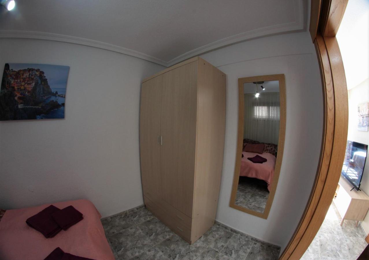Cozy Apartment Just 8 Min Walk From The Beach! Benidorm Luaran gambar